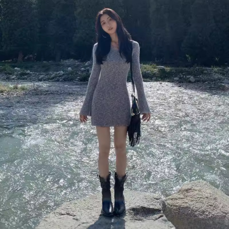 ニットワンピース 大人可愛い リブニット ベルスリーブ ワンピース