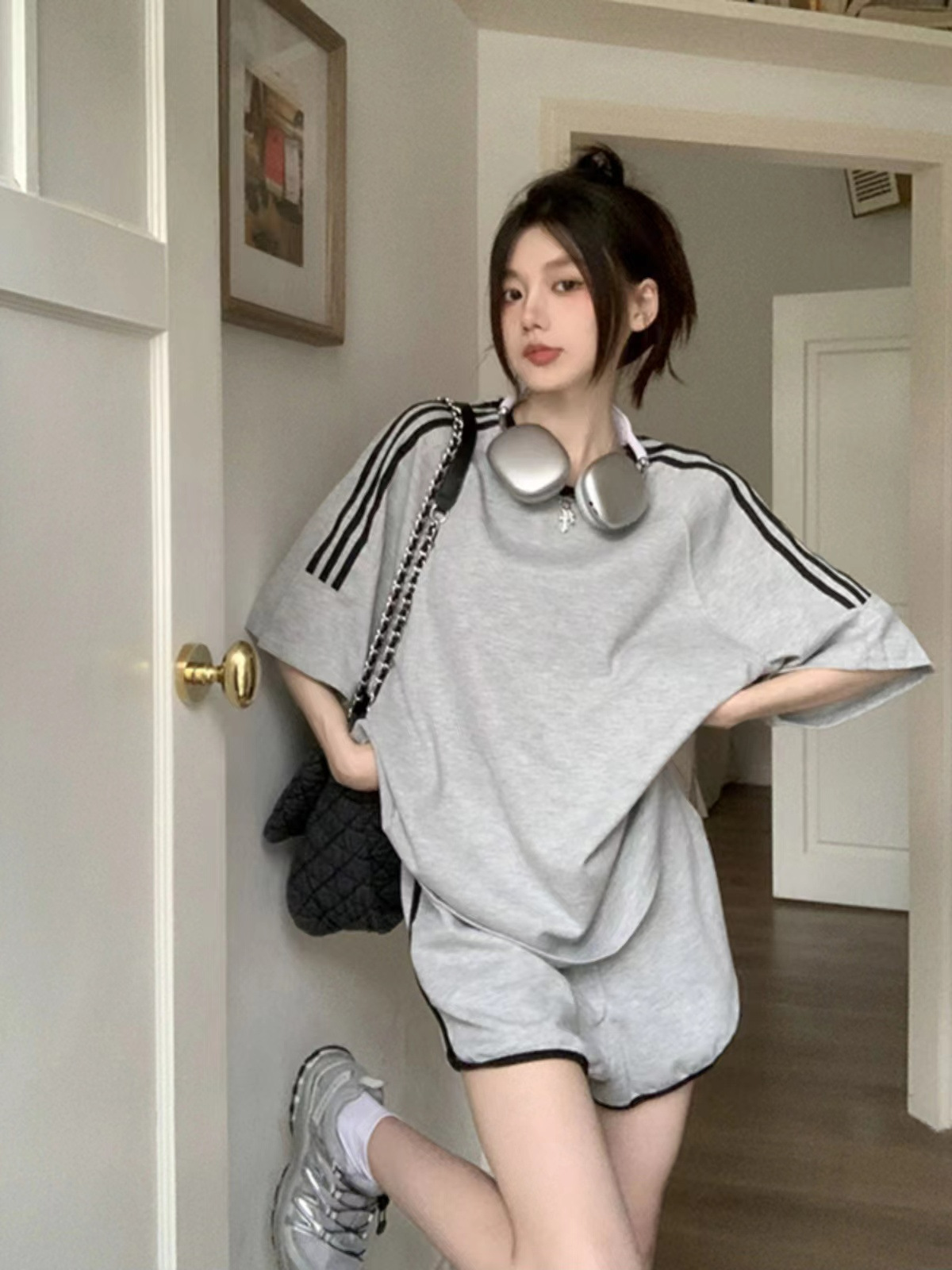 https://fulmo-img-server.com/cozyset/15e3d943-c6fb-4015-9e01-af1c1a810605.jpg