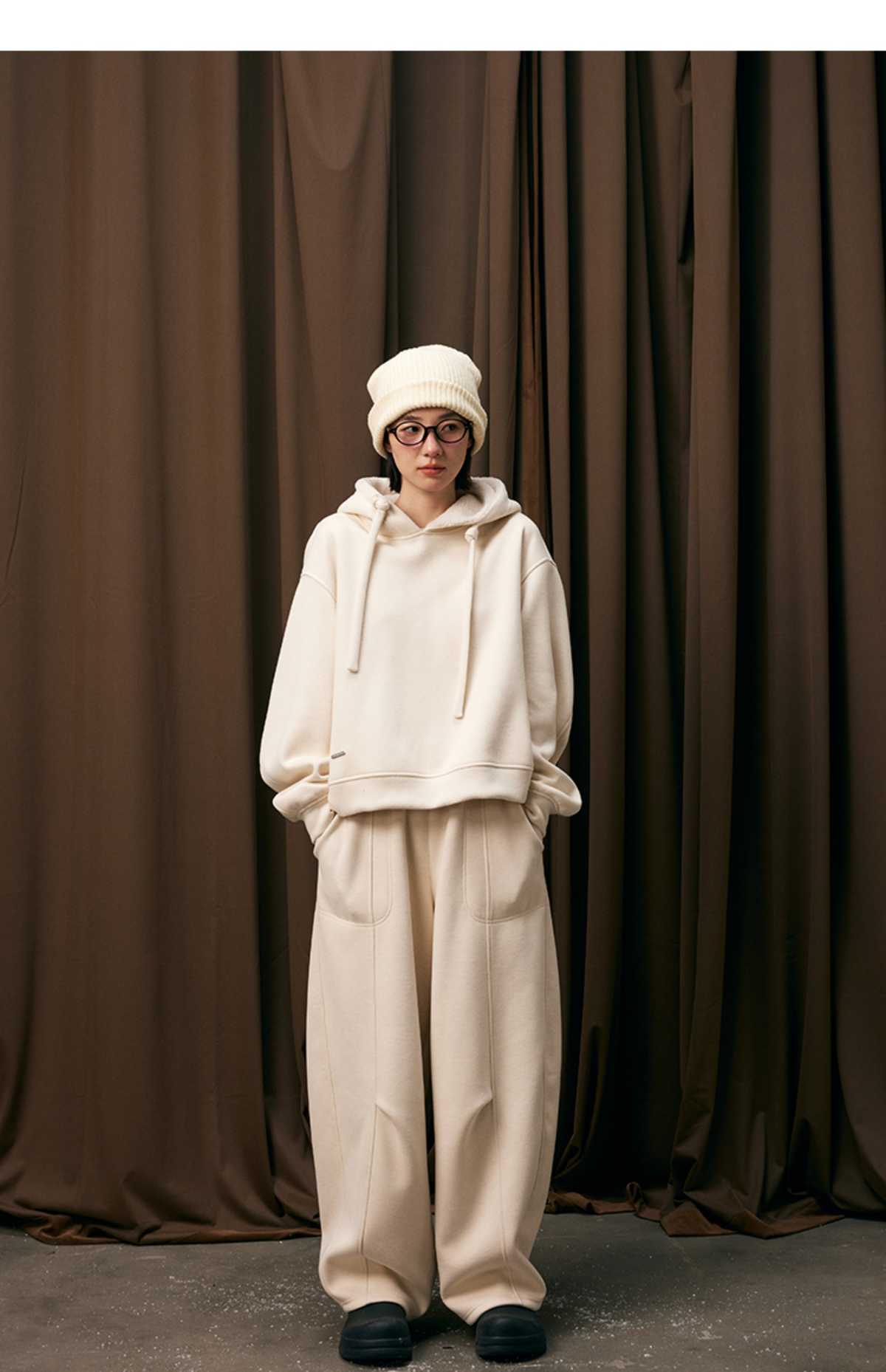 可愛いスエット上下セットおすすめ24選!おしゃれなスタイルを楽しめる人気商品