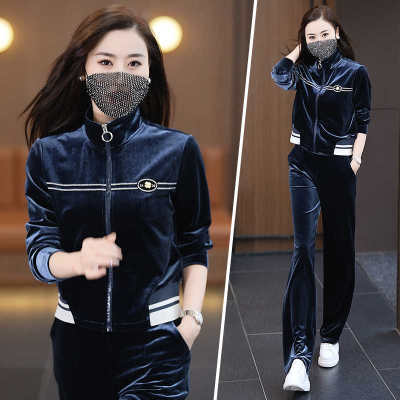 大人の魅力を引き立てる!ベロアスウェットセットアップ5選