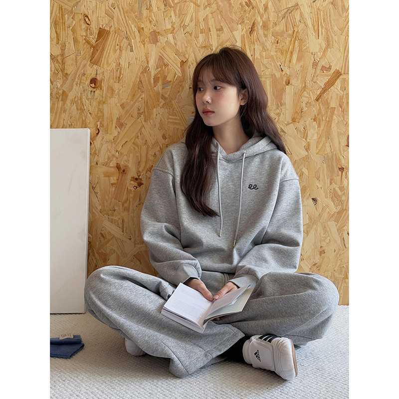 スウェット セットアップ リラックス感あふれる上質スウェットアップ