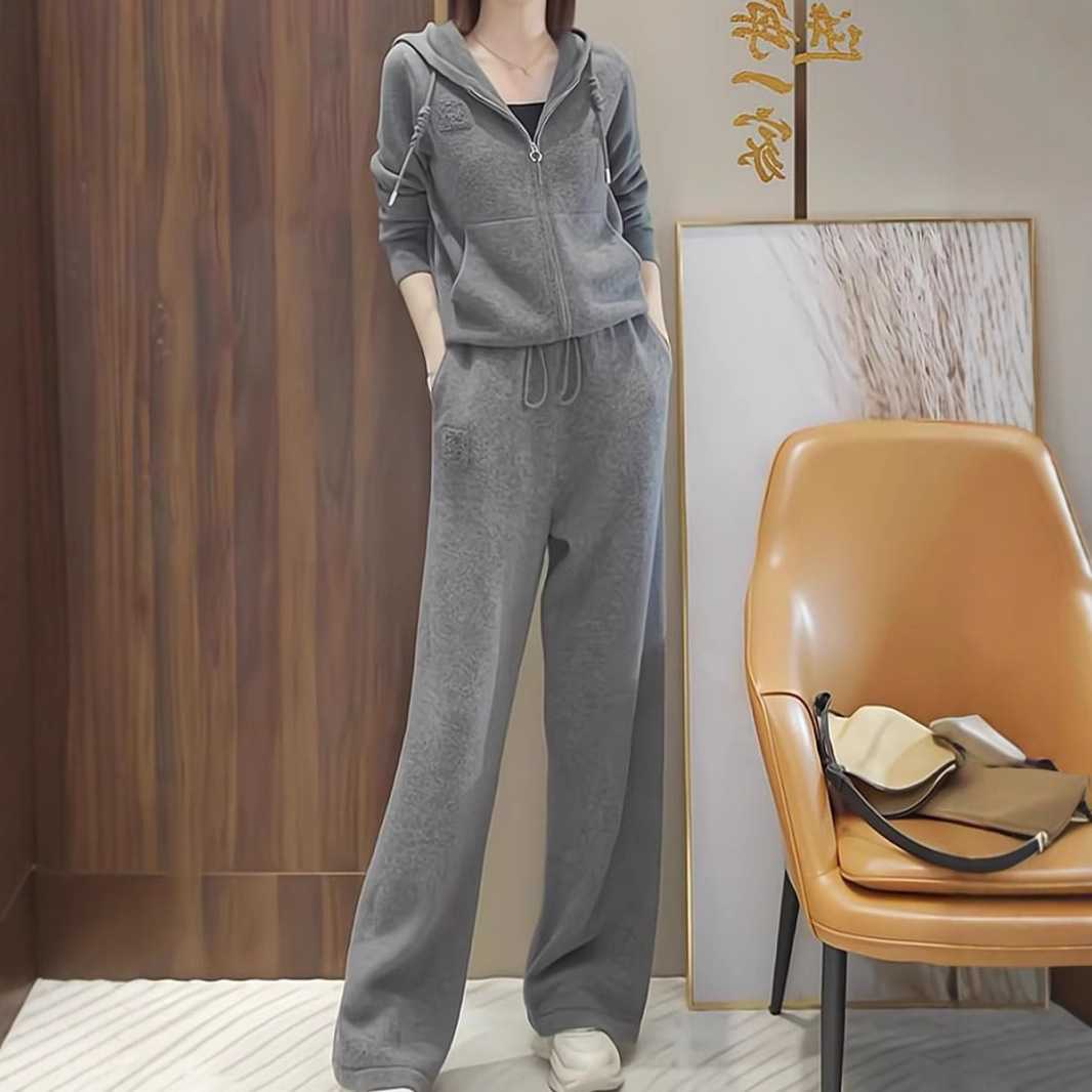 スウェット セットアップ リラックスベロア調セットアップ