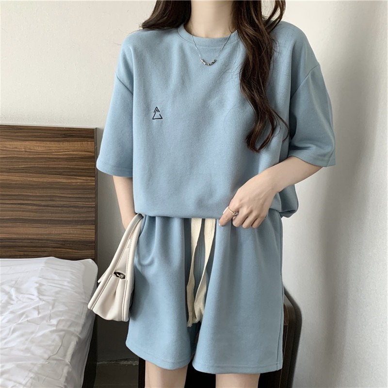 スウェット セットアップ シンプル三角刺繍セットアップ