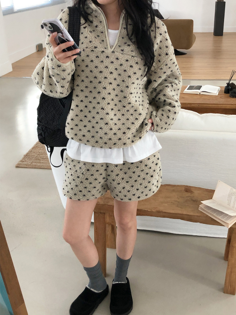 秋冬新作 可愛い花柄スタンドカラー ラムウール スウェット セットアップ