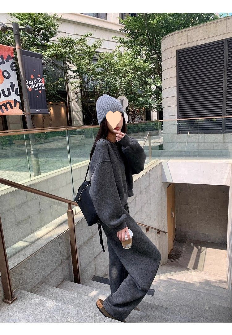 https://fulmo-img-server.com/cozyset/3f0eb91c-bdb4-44d3-bbed-863c5683df9e.jpg