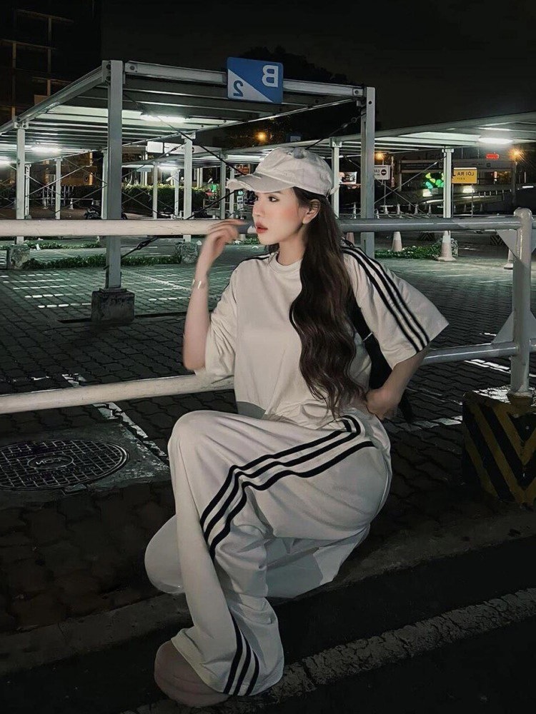 https://fulmo-img-server.com/cozyset/4c379f68-b7f6-49f7-a8d8-6b7bc0a16420.jpg