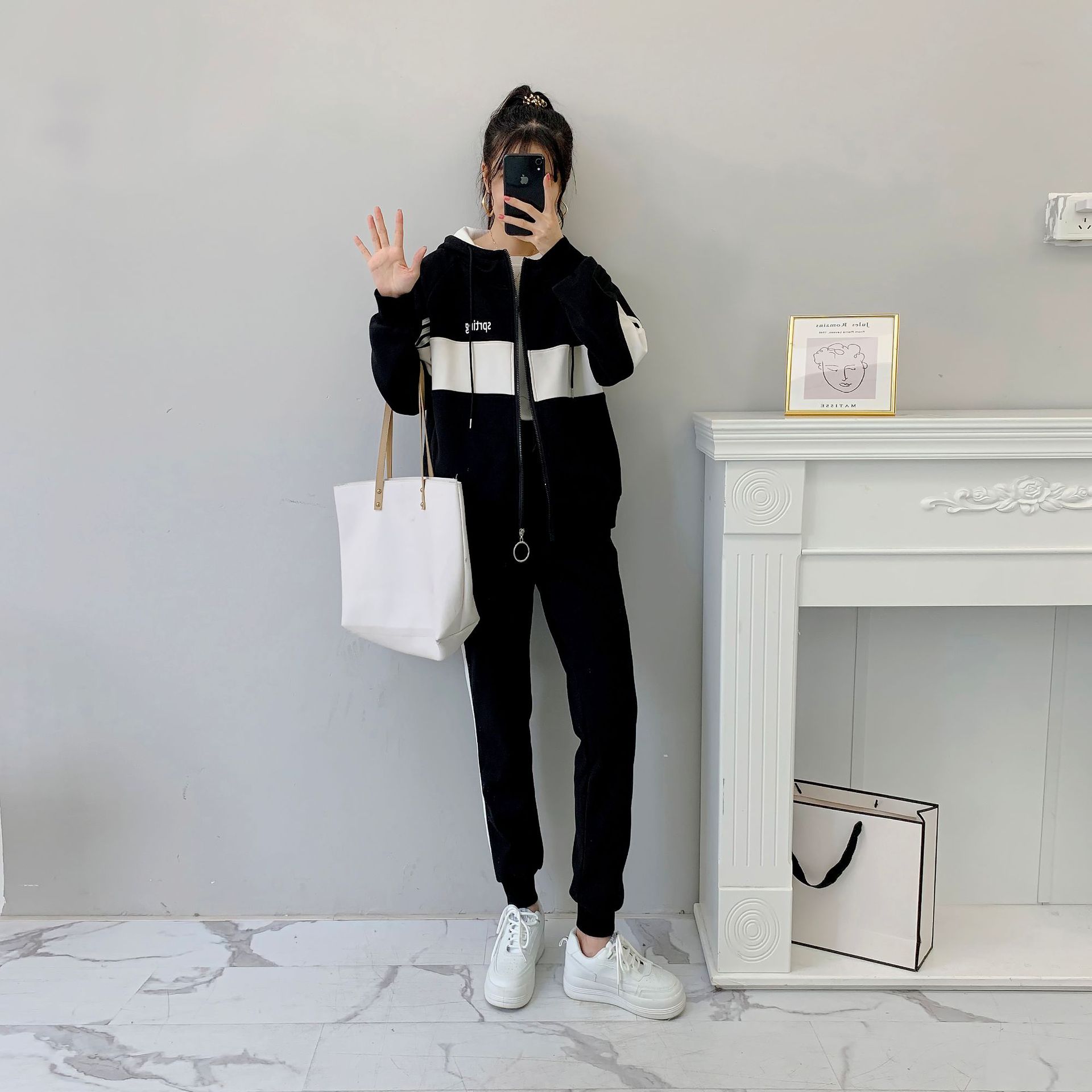 https://fulmo-img-server.com/cozyset/5f7041b8-12a3-41f1-8e5d-0ed287268bea.jpg