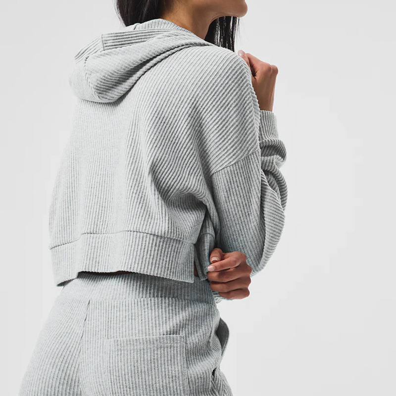 https://fulmo-img-server.com/cozyset/995c8180-2d60-4619-bb11-832d474f5389.jpg