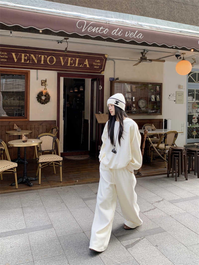 スウェット セットアップ 二〇二五年秋冬新作 厚手パーカーとワイドパンツのセット