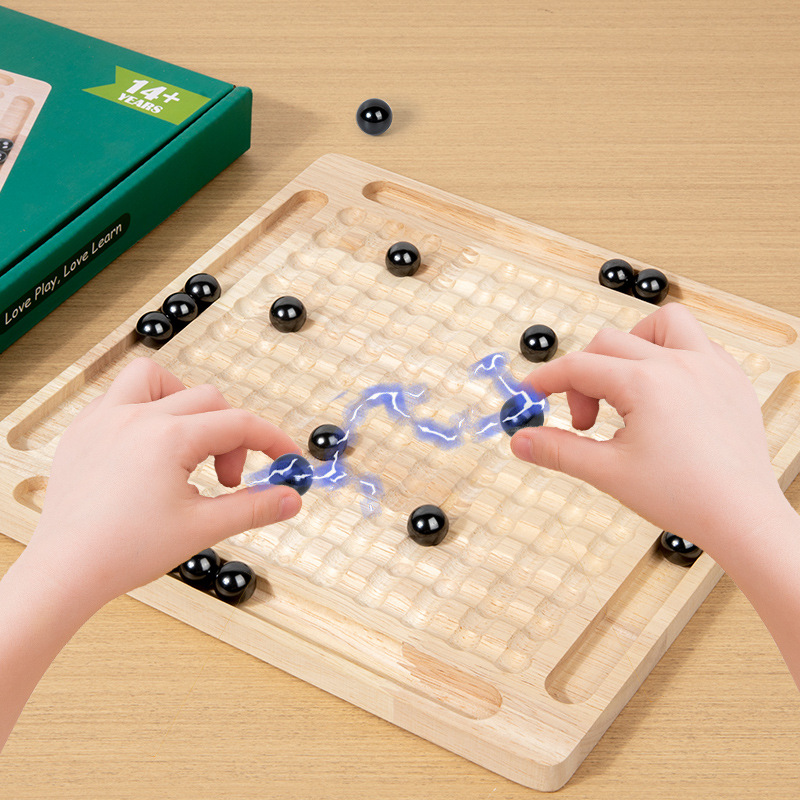 知育玩具 木製ボールパズル戦略盤