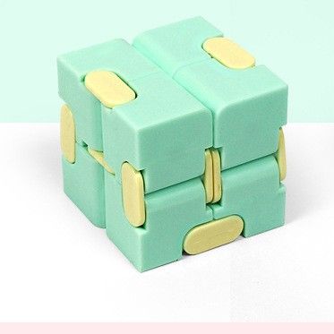 知育玩具 モンテッソーリ 立体パズルブロック