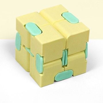 知育玩具 モンテッソーリ 立体パズルブロック