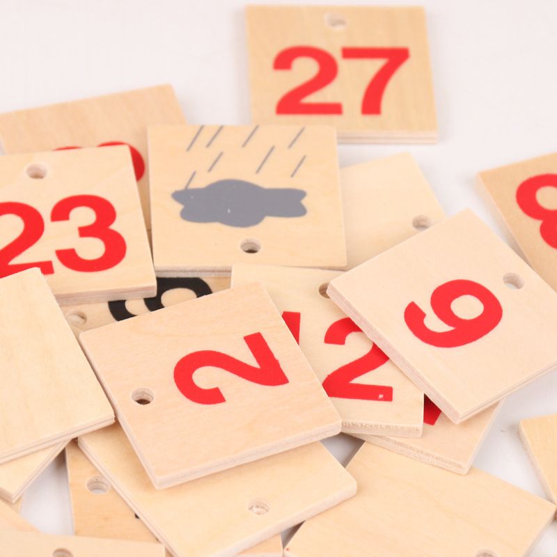 知育玩具 木製万年暦数字学習ボード
