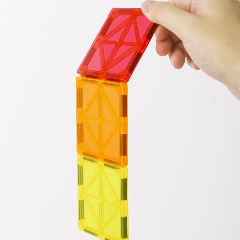 知育玩具 透明磁石組み立てブロック お城づくりセット