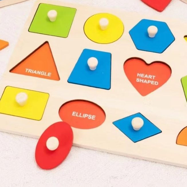 知育玩具 木製形合わせパズルボード