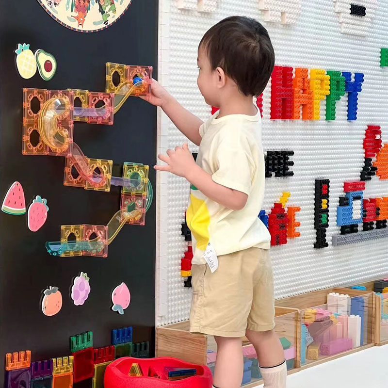 知育玩具 透明コロコロ迷路ビルダー