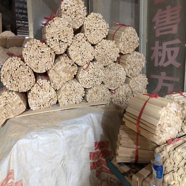 知育玩具 モンテッソーリ 天然木 積み木