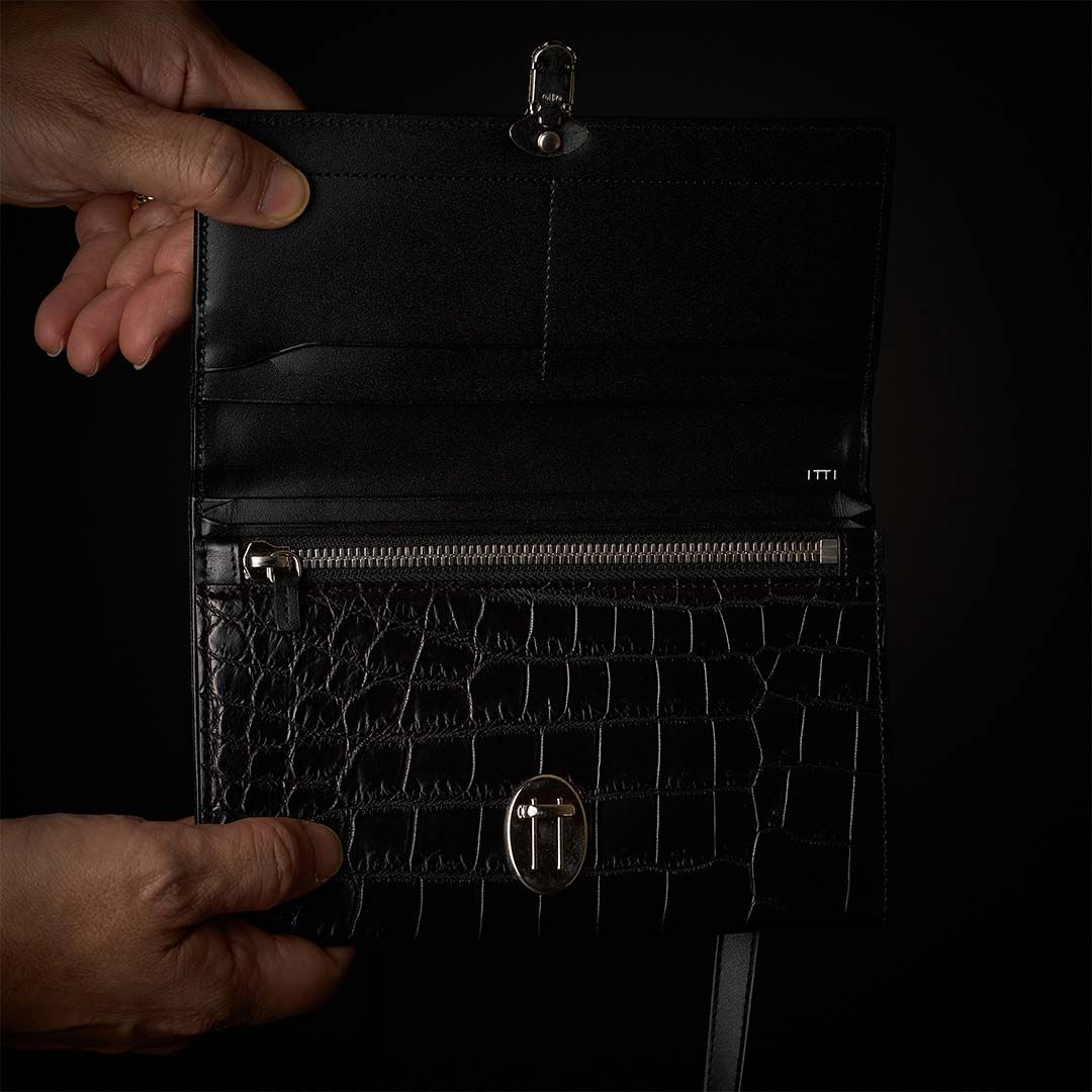 MICHELLE FUKIN CLUTCH POUCH / CROCO