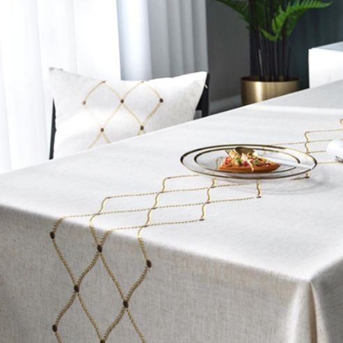 テーブルクロス 菱形模様刺繍入り高級感テーブルクロス