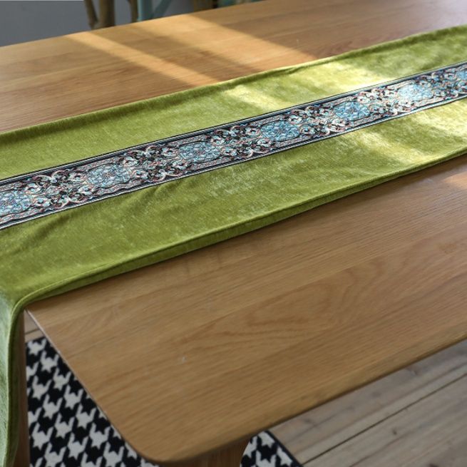 テーブルクロス 幾何学模様縁飾り付き上質センタークロス