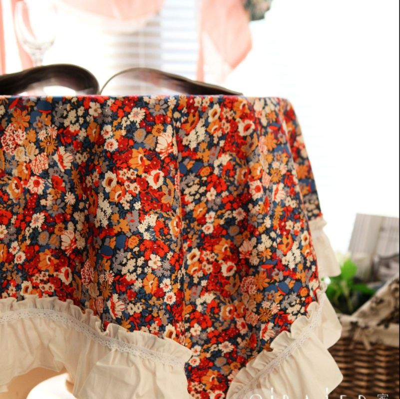 花柄小花模様フリル付きテーブルクロス