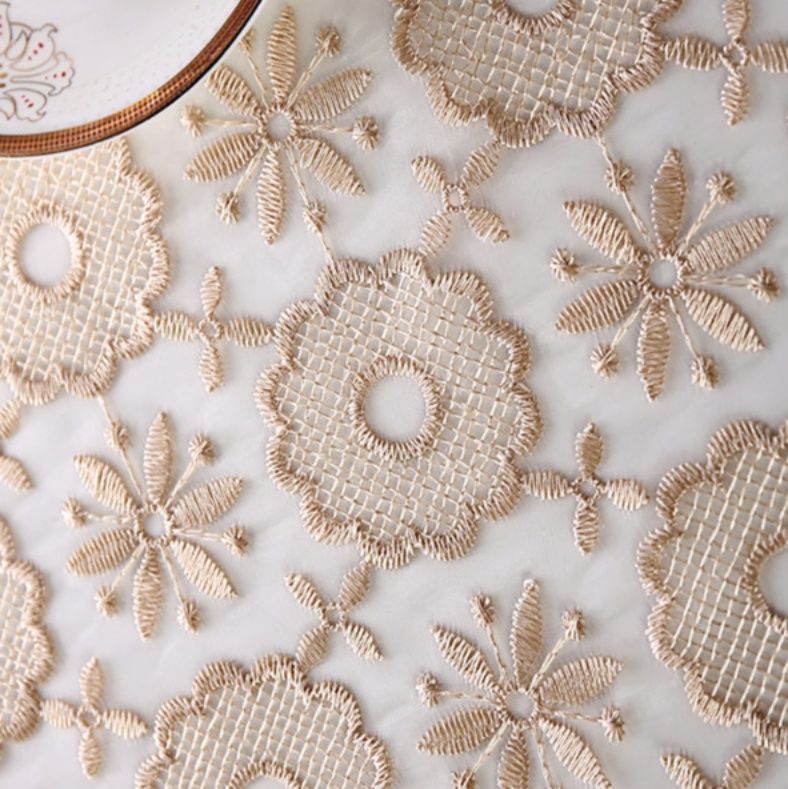 テーブルクロス 花柄刺繍フリルレース付き多層式テーブルクロス布 布