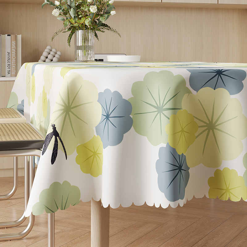 テーブルクロス 蓮の葉模様防水機能付きテーブルクロス