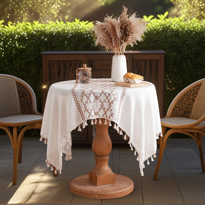 テーブルクロス タッセル付き幾何学刺繍のテーブルクロス布
