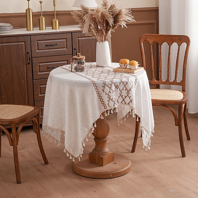 テーブルクロス タッセル付き幾何学刺繍のテーブルクロス布