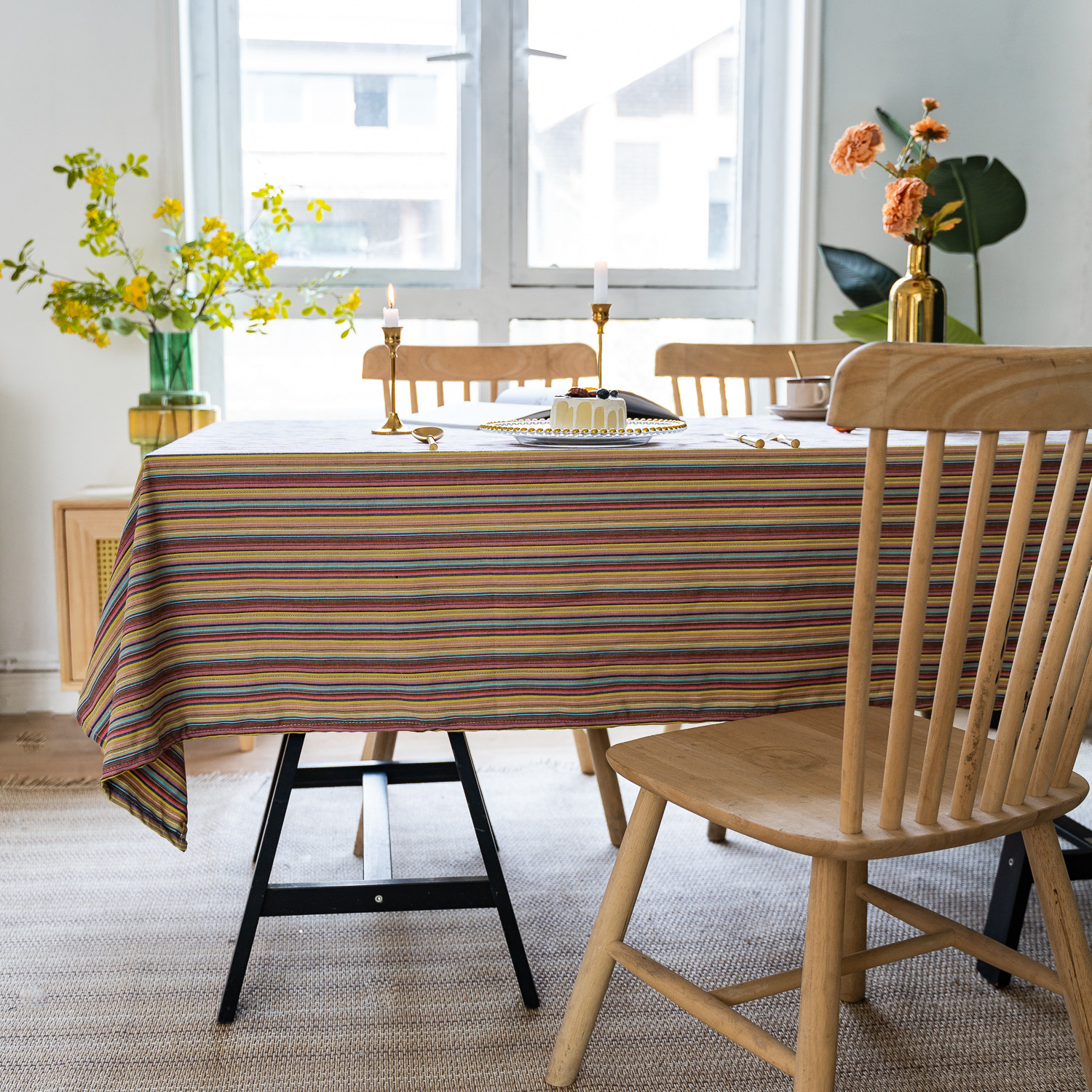 テーブルクロス 多彩な細縞模様の北欧風テーブルクロス布