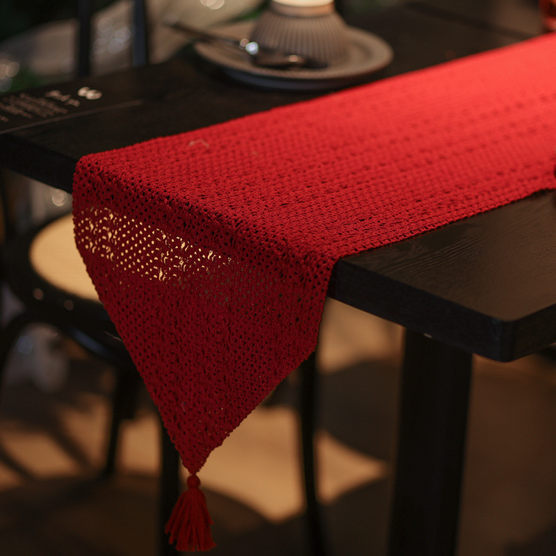 テーブルクロス 透かし編みタッセル付き季節のセンタークロス