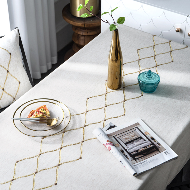 テーブルクロス 菱形模様刺繍入り高級感テーブルクロス