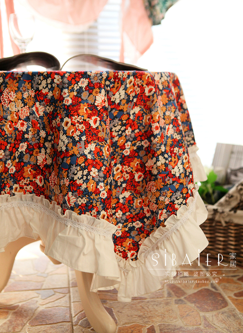 花柄小花模様フリル付きテーブルクロス