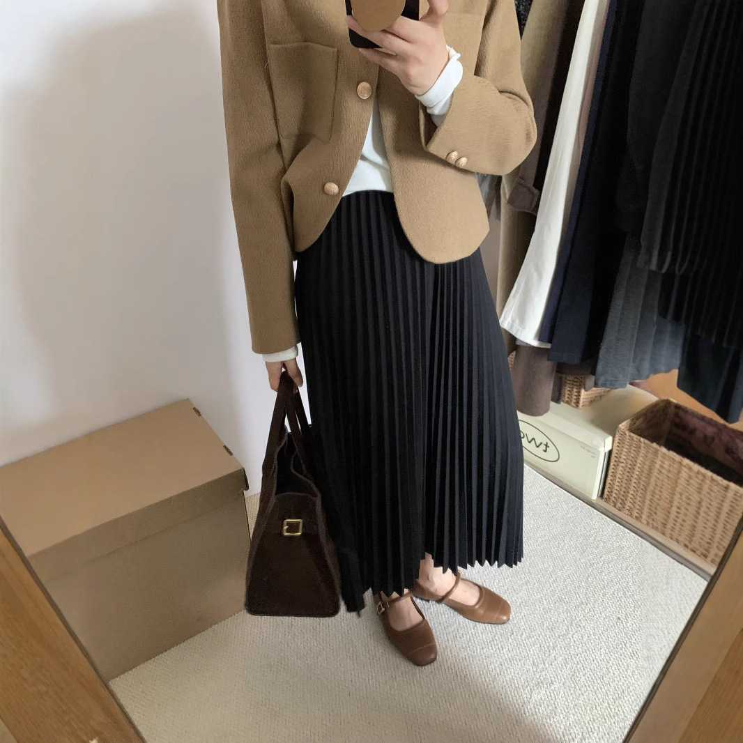 なめらかプリーツキュロットスカート