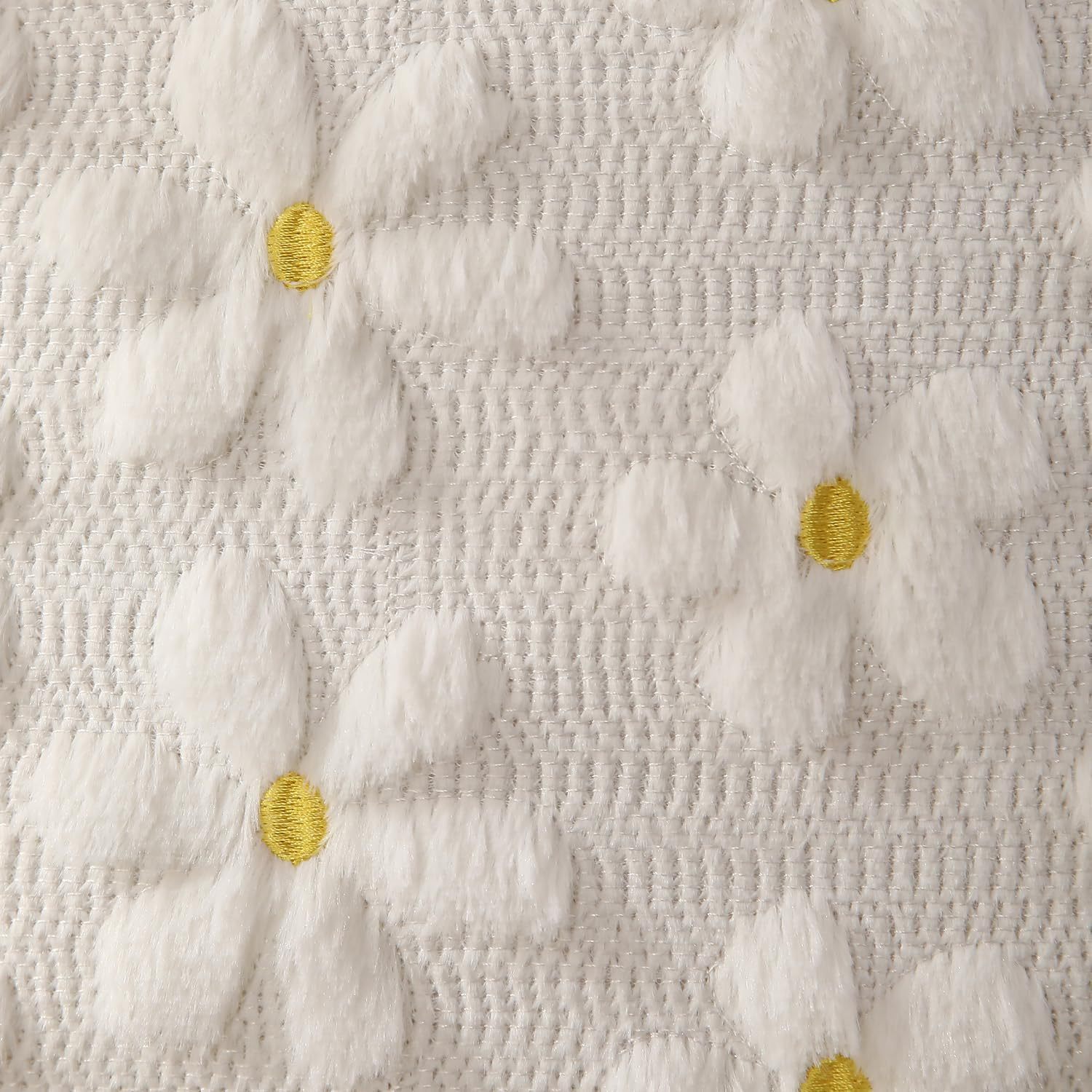 クッションカバーおしゃれ刺繍のふんわり癒し