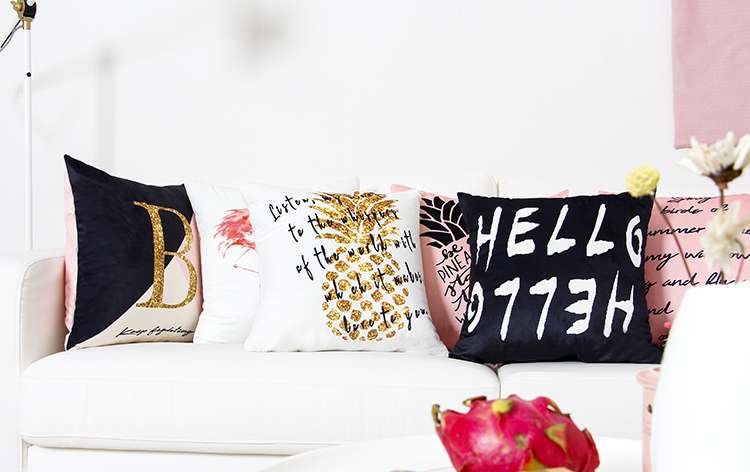 https://fulmo-img-server.com/cushionfriends/168e924704ad4d6ebed2c81fc50899bc.jepg