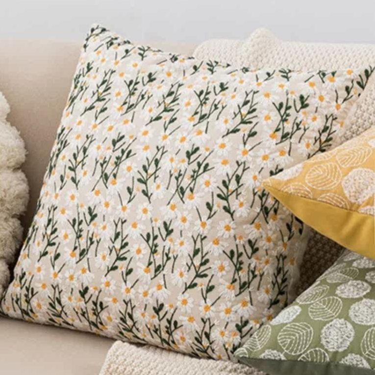 クッションカバー 北欧風ボタニカル刺繍クッション