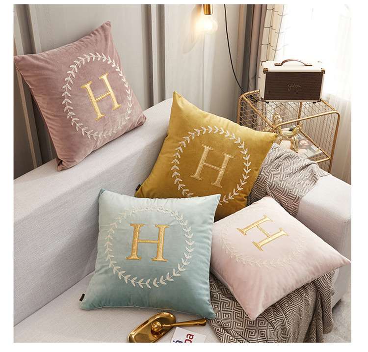 https://fulmo-img-server.com/cushionfriends/763e72f9939c4135b8532d5bb66967f5.jepg