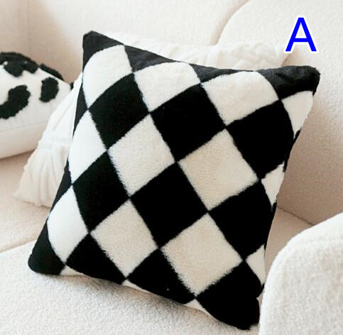 クッションカバー　白黒幾何学模様クッション