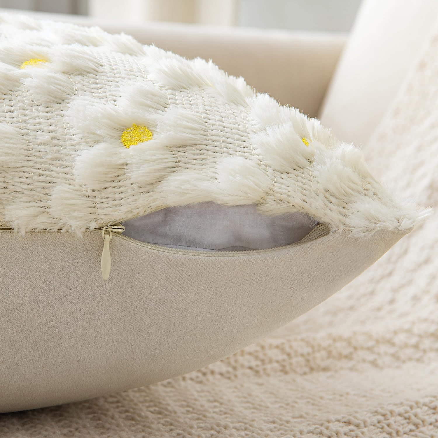 クッションカバーおしゃれ刺繍のふんわり癒し