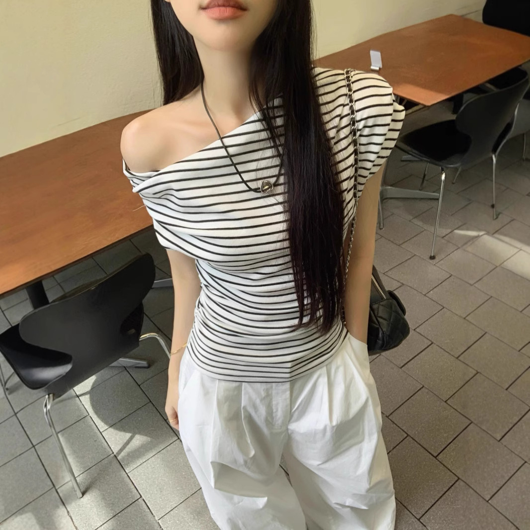 カットソー 洗練ボートネックカットソー