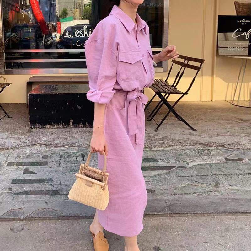 カットソー 麻の自然な質感が涼しげで上品な印象を与え、肌触りも快適