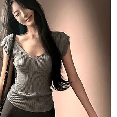 カットソー しなやか美人リブ編みVネックカットソー