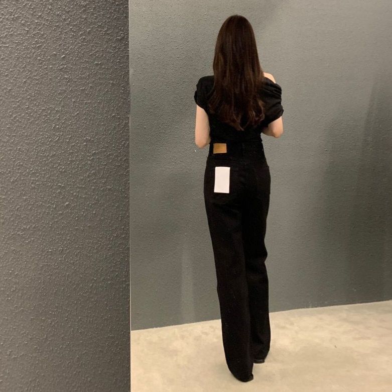  カットソー 優美なドレープ肩魅せボートネック