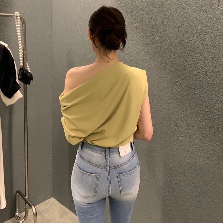  カットソー 優美なドレープ肩魅せボートネック
