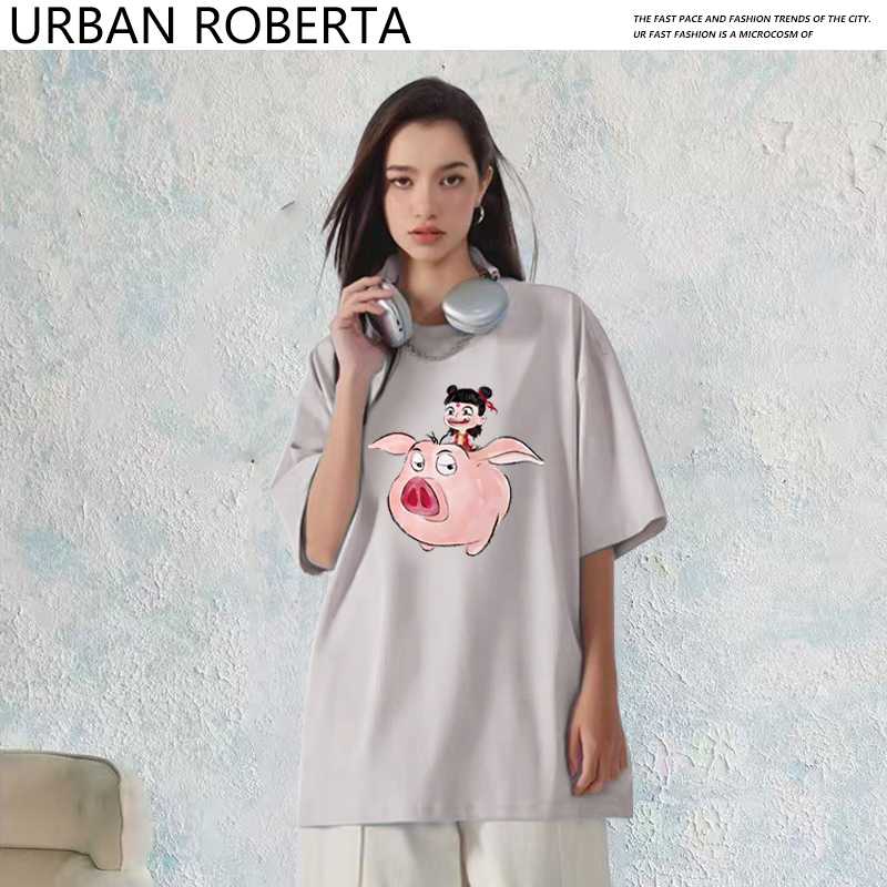 カットソー 豚と少女イラストゆったりティー