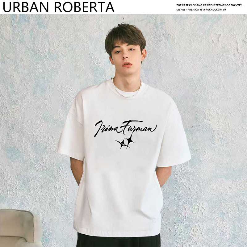 カットソー 筆記体ロゴ入りゆったり半袖