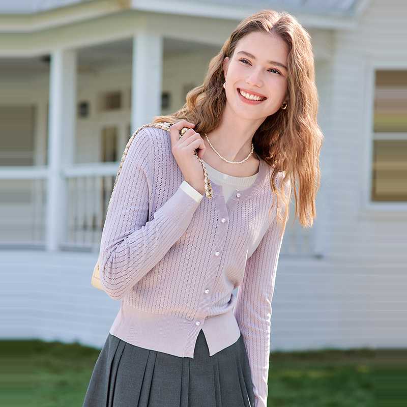 カットソー 透かし編み丸首ボタンカーディガン