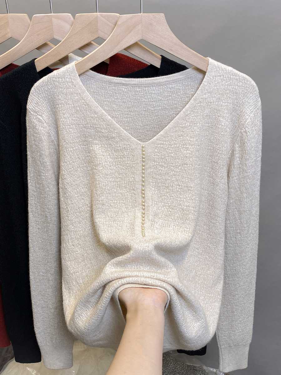 カットソー 上品小粒ボタン付きVネックニット