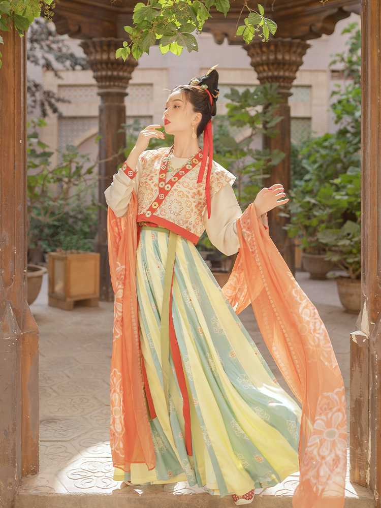 カットソー Vネック